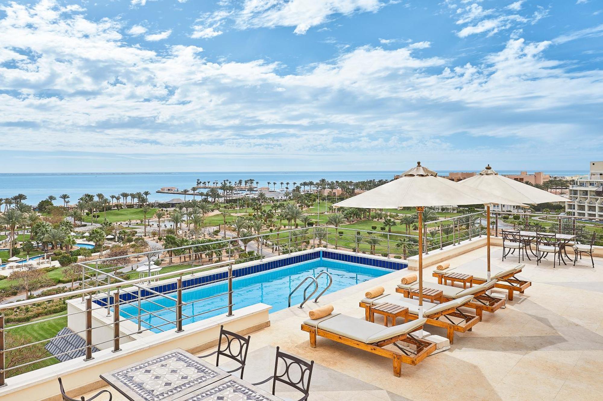 Steigenberger Aldau Beach Hotel Hurgada Dış mekan fotoğraf Rooftop pool at the Westin La Paloma
